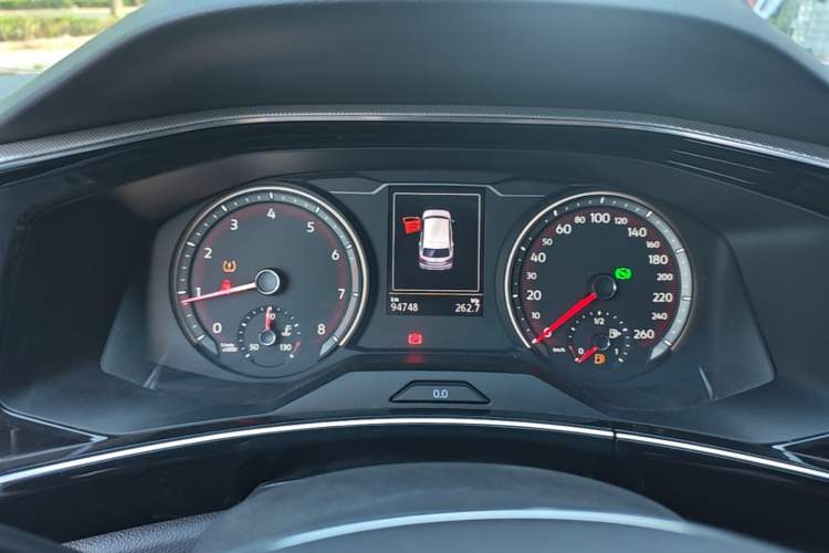 Used Volkswagen Tayron 2019 330TSI Two-Wheel Drive Luxury Model China VI Standard Instrument Cluster