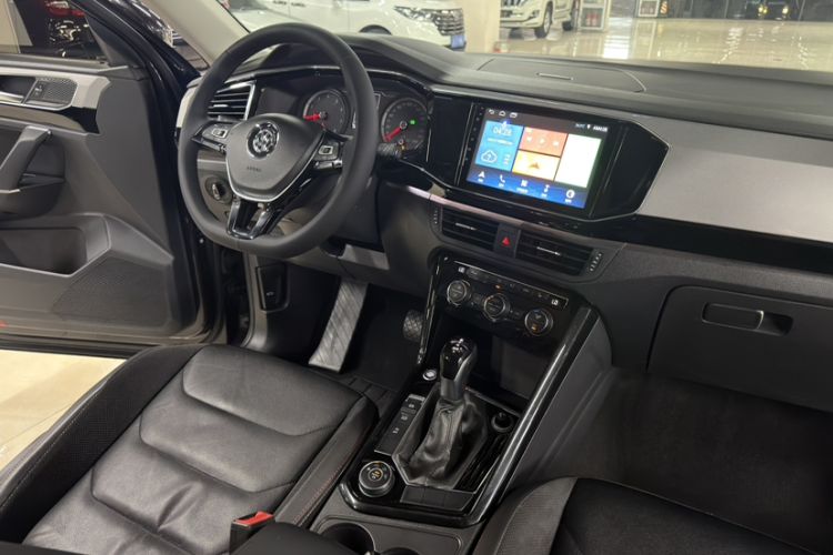 Used Volkswagen Tayron 2019 330TSI Four-Wheel Drive Luxury Version China VI Standard Interior 2
