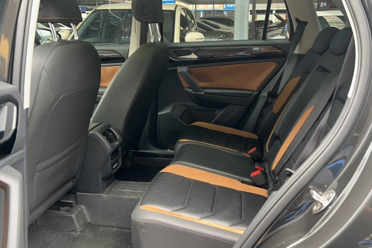 Used Volkswagen Tayron 2019 330TSI Two-Wheel-Drive Luxury Version China V Emission Standard Interior 2