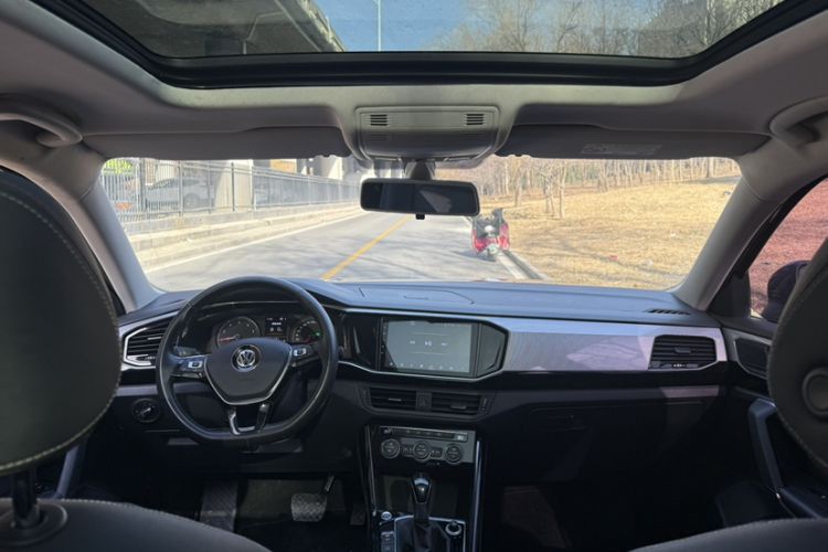 Used Volkswagen Tayron 2019 330TSI Two-Wheel-Drive Luxury Version China V Emission Standard Interior 2