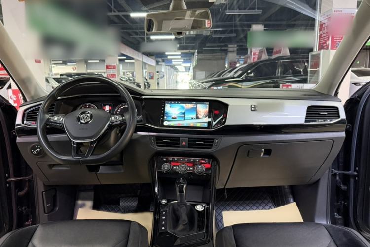 Used Volkswagen Tayron 2019 330TSI Two-Wheel Drive Luxury Model China VI Standard Interior 3
