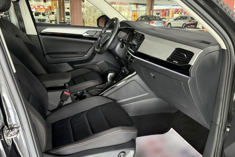 Used Volkswagen Tayron 2019 330TSI Two-Wheel Drive Luxury Model China VI Standard Interior 3