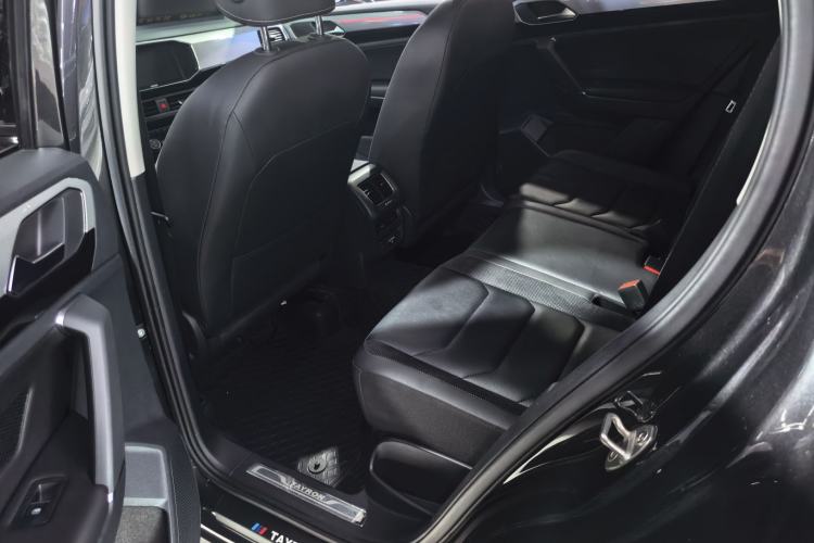 Used Volkswagen Tayron 2019 330TSI Two-Wheel Drive Luxury Model China VI Standard Interior 3