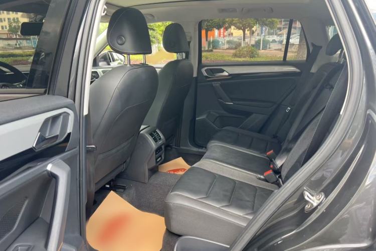 Used Volkswagen Tayron 2019 330TSI Two-Wheel Drive Luxury Model China VI Standard Interior 4