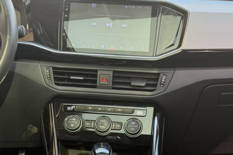 Used Volkswagen Tayron 2019 330TSI Two-Wheel-Drive Luxury Version China V Emission Standard Interior 5