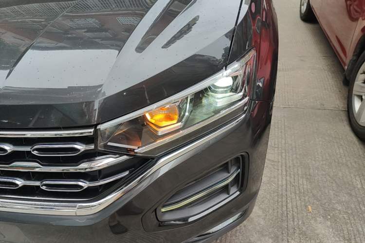 Used Volkswagen Tayron 2019 Teramont Edition 280TSI Two-Wheel Drive Luxury Model China VI Standard Left Front Headlight