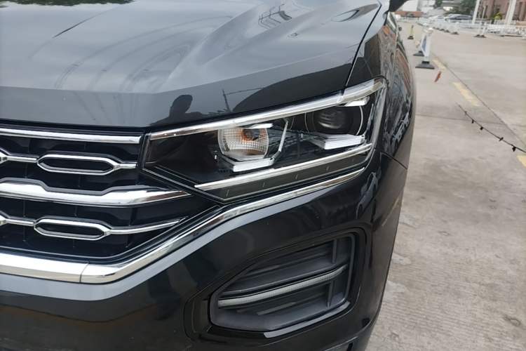 Used Volkswagen Tayron 2019 330TSI Two-Wheel-Drive Luxury Plus China VI Standard Left Front Headlight