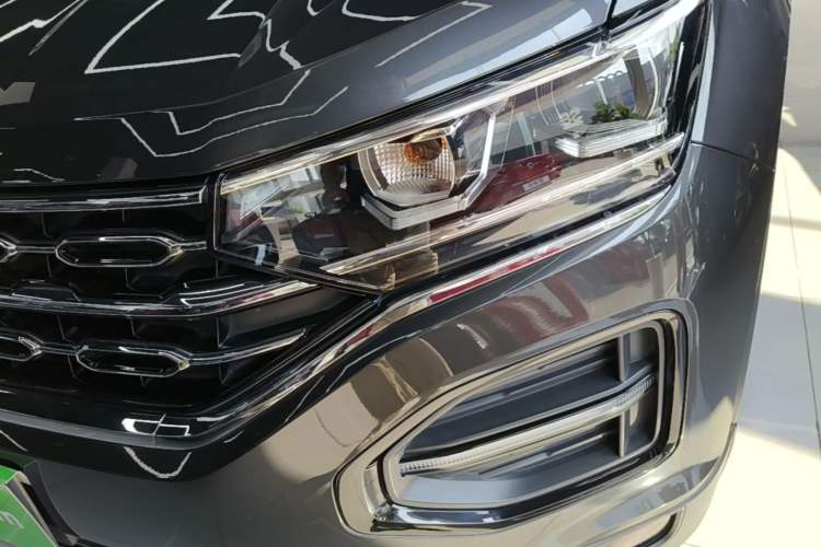 Used Volkswagen Tayron 2019 330TSI Two-Wheel Drive Luxury Model China VI Standard Left Front Headlight