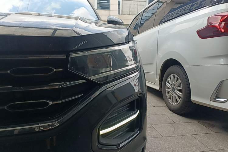 Used Volkswagen Tayron 2019 330TSI Two-Wheel Drive Luxury Model China VI Standard Left Front Headlight