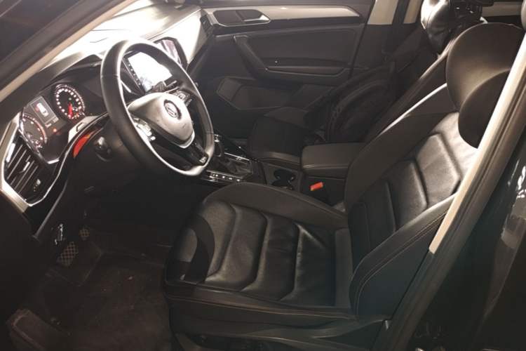 Used Volkswagen Tayron 2019 Teramont Edition 280TSI Two-Wheel Drive Luxury Model China VI Standard Left Front Seat