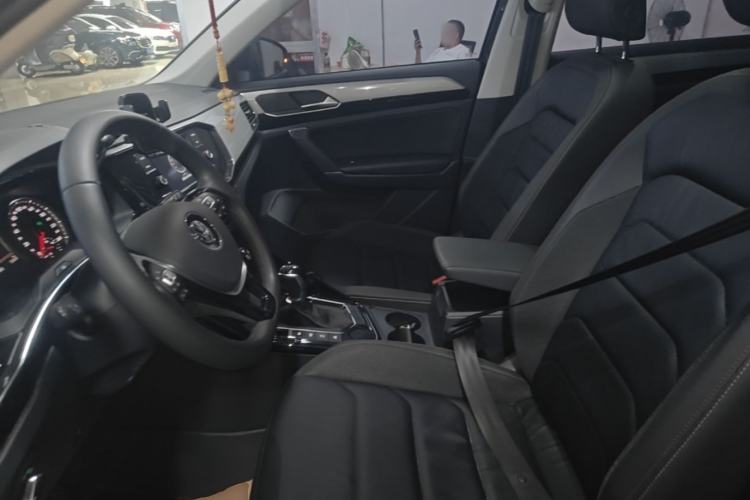 Used Volkswagen Tayron 2019 330TSI Two-Wheel-Drive Luxury Version China V Emission Standard Left Front Seat