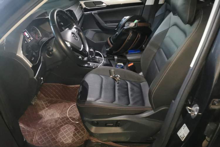 Used Volkswagen Tayron 2019 Teramont Edition 280TSI Two-Wheel Drive Luxury Model China VI Standard Left Front Seat
