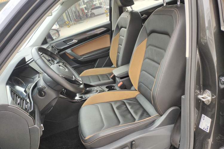 Used Volkswagen Tayron 2019 330TSI Two-Wheel-Drive Luxury Version China V Emission Standard Left Front Seat