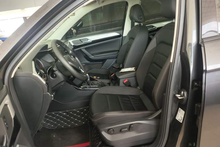 Used Volkswagen Tayron 2019 Teramont Edition 280TSI Two-Wheel Drive Luxury Model China VI Standard Left Front Seat