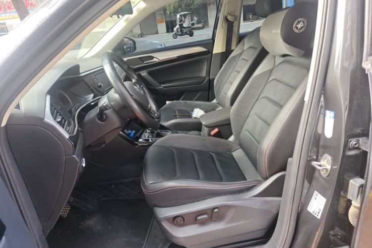 Used Volkswagen Tayron 2019 330TSI Two-Wheel Drive Luxury Model China VI Standard Left Front Seat