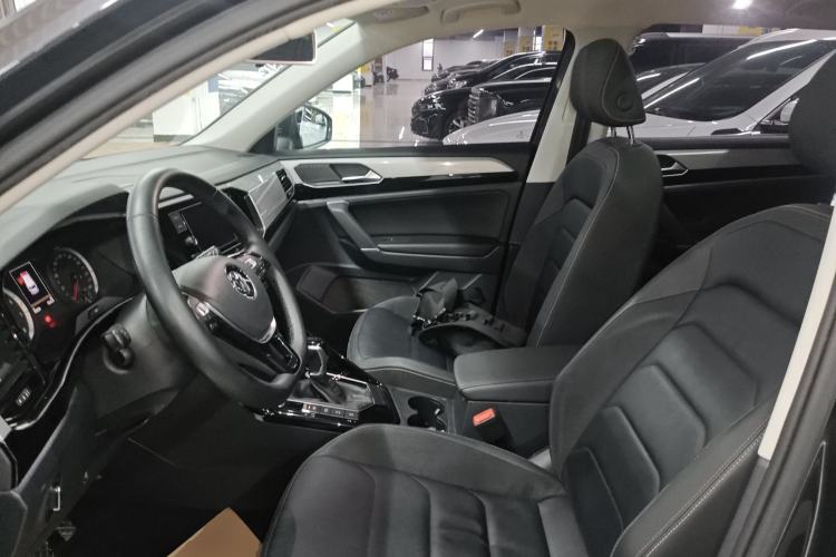 Used Volkswagen Tayron 2019 Teramont Edition 280TSI Two-Wheel Drive Luxury Model China VI Standard Left Front Seat