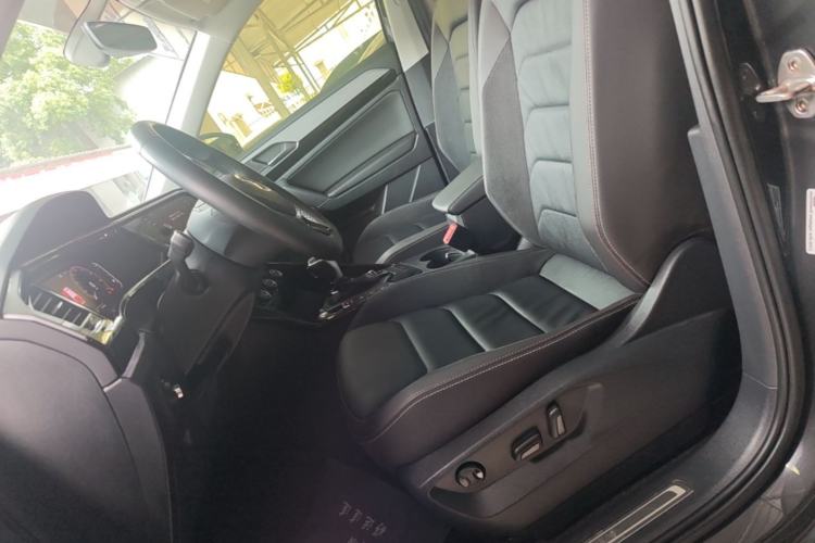 Used Volkswagen Tayron 2019 330TSI Two-Wheel Drive Luxury Model China VI Standard Left Front Seat
