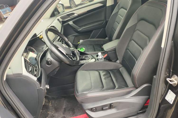Used Volkswagen Tayron 2019 330TSI Two-Wheel Drive Luxury Model China VI Standard Left Front Seat