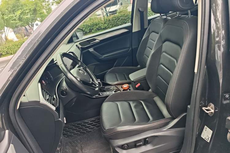 Used Volkswagen Tayron 2019 330TSI Two-Wheel-Drive Luxury Plus China VI Standard Left Front Seat