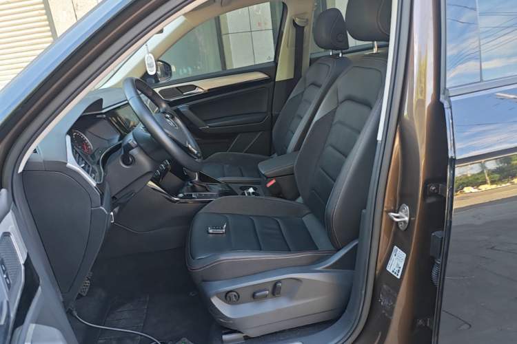 Used Volkswagen Tayron 2019 330TSI Two-Wheel Drive Luxury Model China VI Standard Left Front Seat