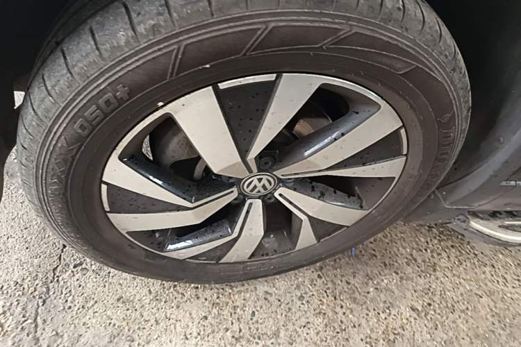 Used Volkswagen Tayron 2019 330TSI Two-Wheel-Drive Luxury Plus China VI Standard Left Front Wheel Hub