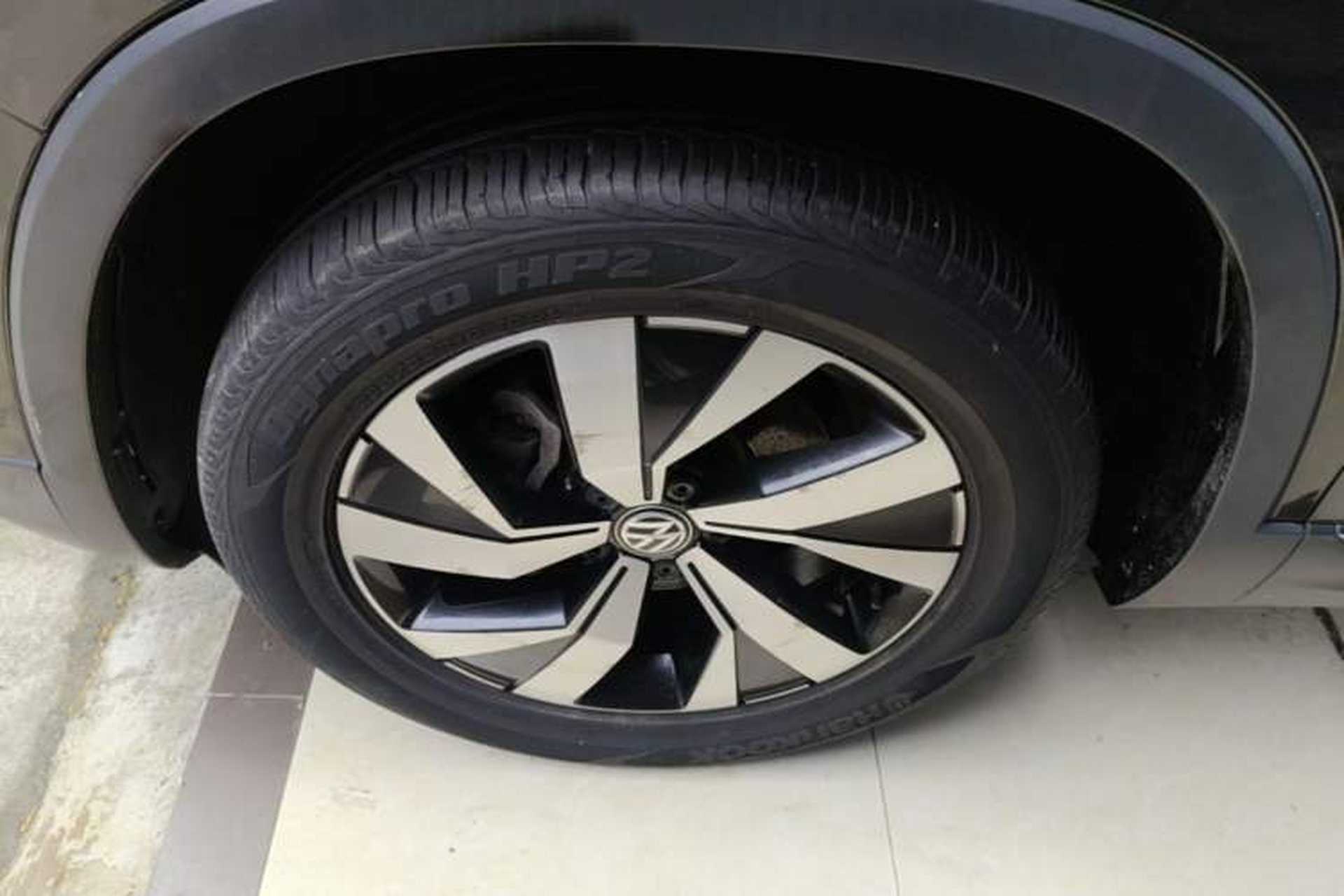 Used Volkswagen Tayron 2019 330TSI Two-Wheel Drive Luxury Model China VI Standard Left Front Wheel Hub