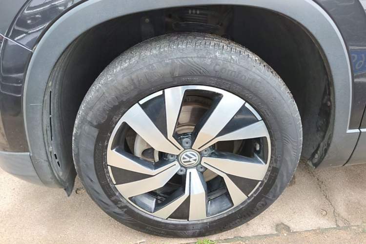 Used Volkswagen Tayron 2019 330TSI Two-Wheel Drive Luxury Model China VI Standard Left Front Wheel Hub