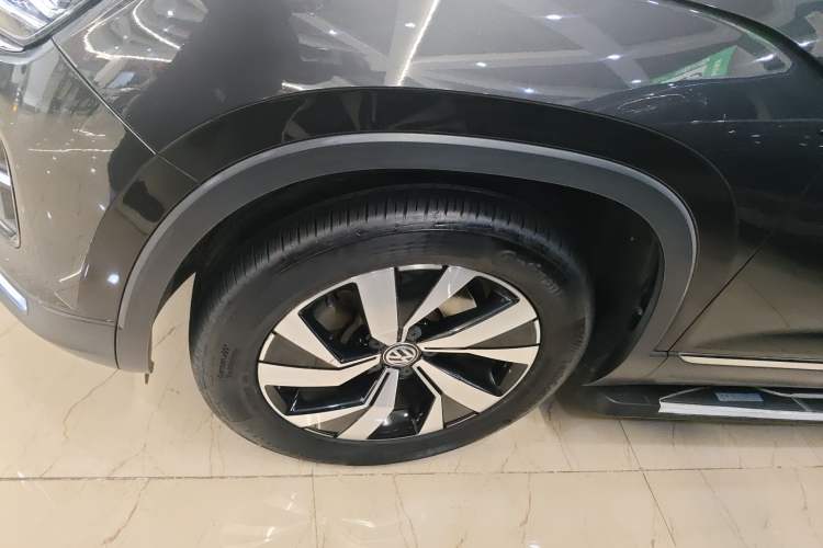 Used Volkswagen Tayron 2019 330TSI Four-Wheel Drive Luxury Version China VI Standard Left Front Wheel Hub
