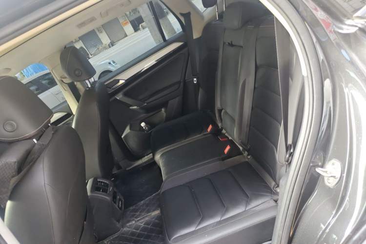 Used Volkswagen Tayron 2019 330TSI Two-Wheel Drive Luxury Model China VI Standard Left Rear Seat