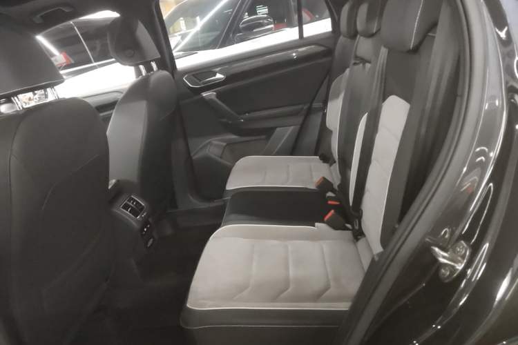 Used Volkswagen Tayron 2019 380TSI All-Wheel Drive R-Line China V-standard Left Rear Seat