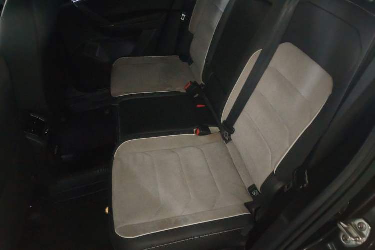 Used Volkswagen Tayron 2019 380TSI All-Wheel Drive R-Line China V-standard Left Rear Seat