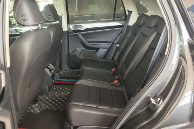 Used Volkswagen Tayron 2019 Teramont Edition 280TSI Two-Wheel Drive Luxury Model China VI Standard Left Rear Seat