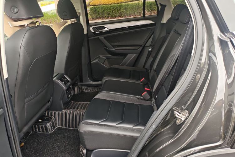 Used Volkswagen Tayron 2019 330TSI Four-Wheel Drive Luxury Version China V Standard Left Rear Seat