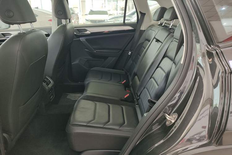 Used Volkswagen Tayron 2019 330TSI Two-Wheel Drive Luxury Model China VI Standard Left Rear Seat
