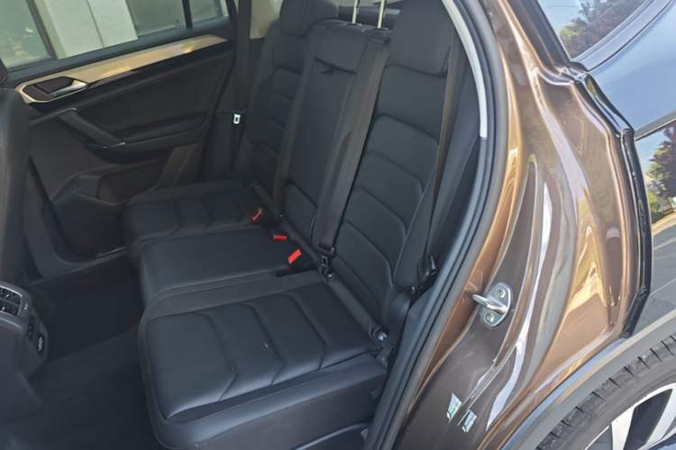Used Volkswagen Tayron 2019 330TSI Two-Wheel Drive Luxury Model China VI Standard Left Rear Seat