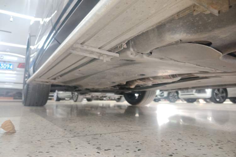 Used Volkswagen Tayron 2019 380TSI All-Wheel Drive R-Line China V-standard Left Side Sill