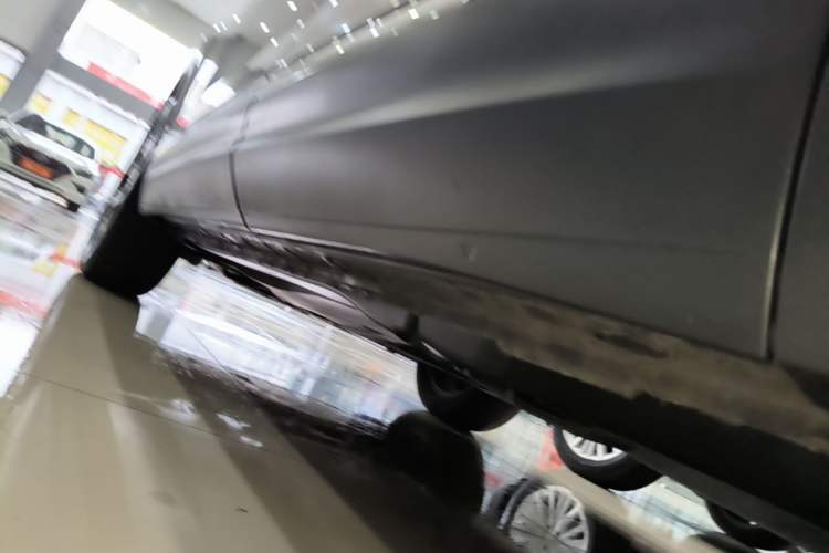 Used Volkswagen Tayron 2019 330TSI Two-Wheel Drive Luxury Model China VI Standard Left Side Sill
