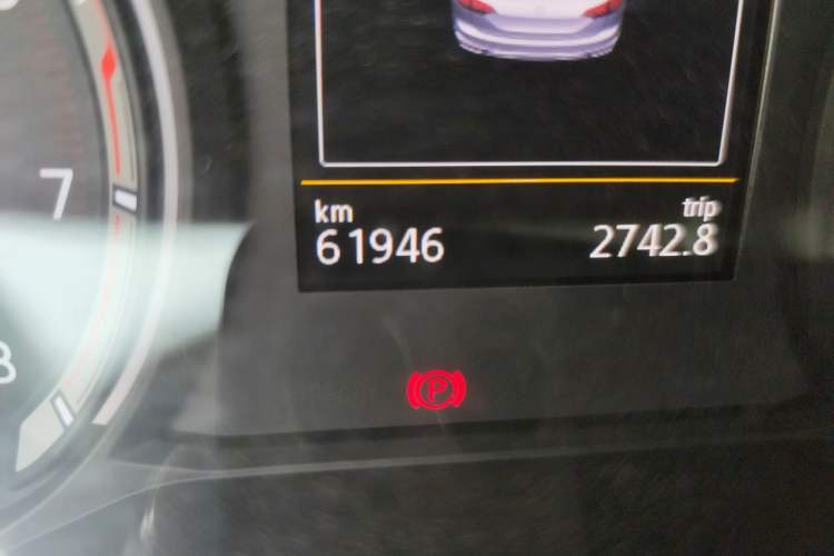 Used Volkswagen Tayron 2019 330TSI Two-Wheel Drive Luxury Model China VI Standard Odometer Close Up