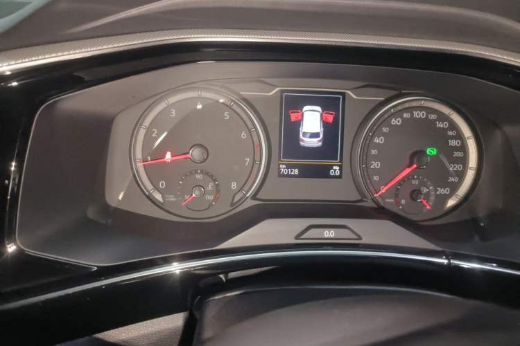 Used Volkswagen Tayron 2019 330TSI Two-Wheel Drive Luxury Model China VI Standard Odometer Close Up
