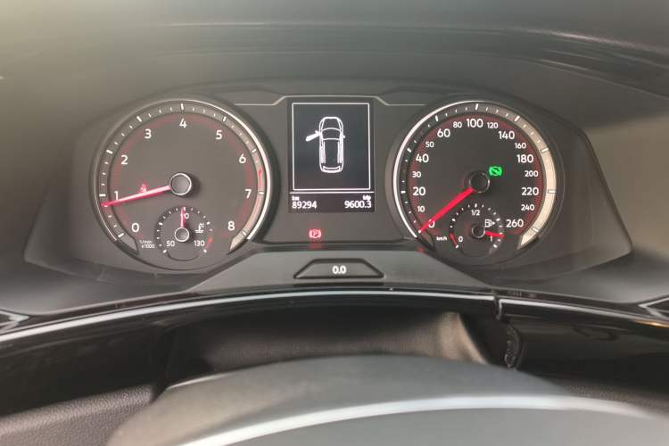 Used Volkswagen Tayron 2019 Teramont Edition 280TSI Two-Wheel Drive Comfort Model China VI Standard Odometer Close Up