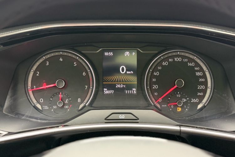 Used Volkswagen Tayron 2019 330TSI Two-Wheel Drive Luxury Model China VI Standard Odometer Close Up