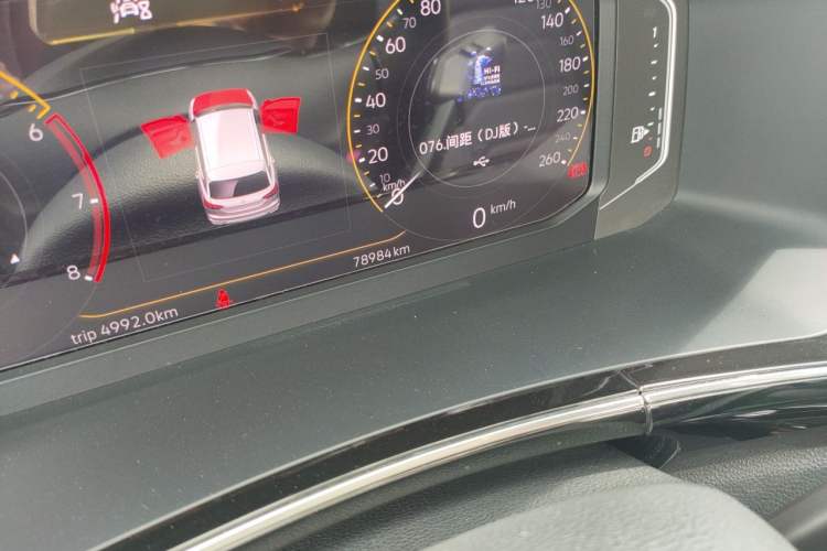 Used Volkswagen Tayron 2019 330TSI Two-Wheel-Drive Luxury Plus China VI Standard Odometer Close Up