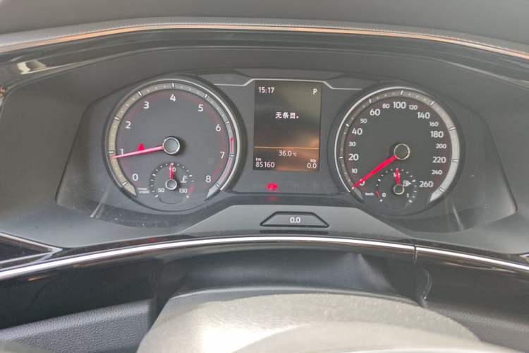Used Volkswagen Tayron 2019 330TSI Two-Wheel Drive Luxury Model China VI Standard Odometer Close Up