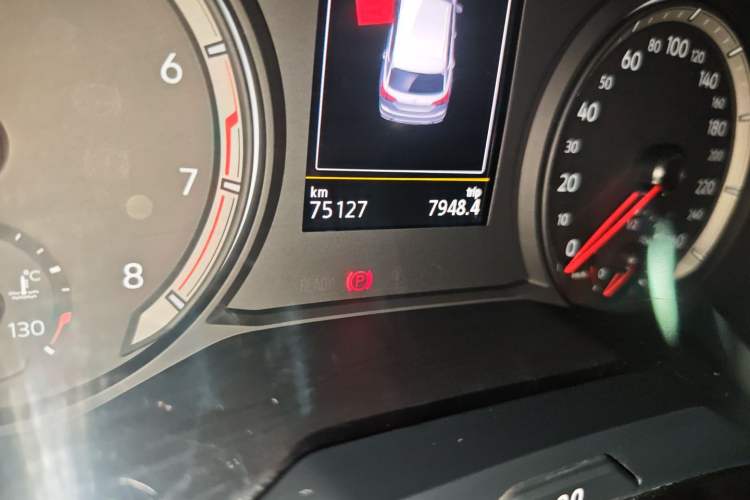 Used Volkswagen Tayron 2019 330TSI Two-Wheel Drive Luxury Model China VI Standard Odometer Close Up