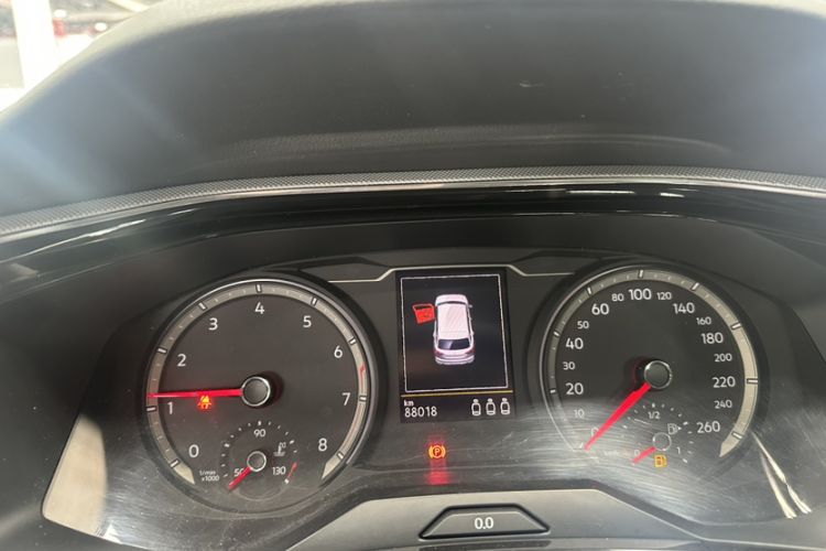 Used Volkswagen Tayron 2019 330TSI Two-Wheel Drive Luxury Model China VI Standard Odometer Close Up
