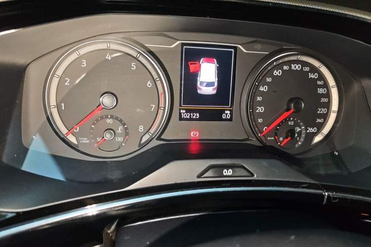 Used Volkswagen Tayron 2019 330TSI Two-Wheel Drive Luxury Model China VI Standard Odometer Close Up