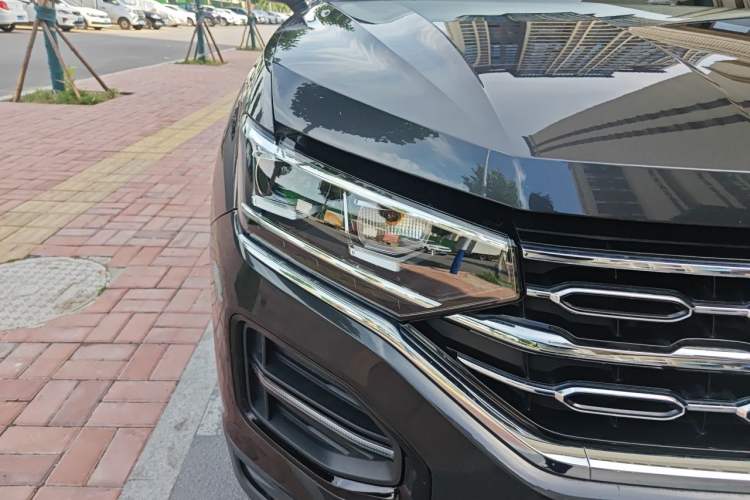 Used Volkswagen Tayron 2019 330TSI Two-Wheel Drive Luxury Model China VI Standard Right Front Headlight