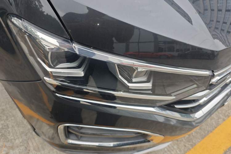 Used Volkswagen Tayron 2019 330TSI Two-Wheel Drive Luxury Model China VI Standard Right Front Headlight