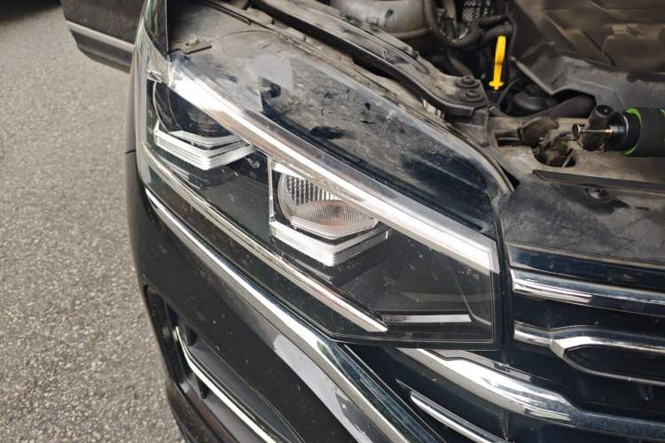 Used Volkswagen Tayron 2019 330TSI Two-Wheel Drive Luxury Model China VI Standard Right Front Headlight