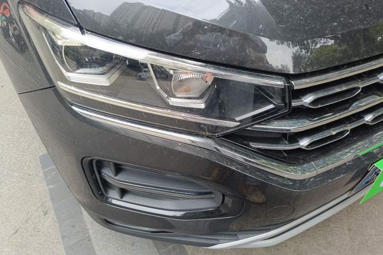 Used Volkswagen Tayron 2019 330TSI Two-Wheel Drive Luxury Model China VI Standard Right Front Headlight